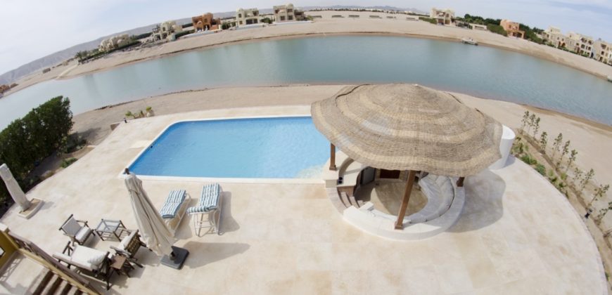 Villa with a panoramic view in a prestigious area of ​​El Gouna