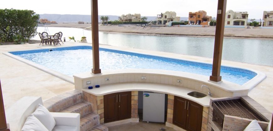 Villa with a panoramic view in a prestigious area of ​​El Gouna