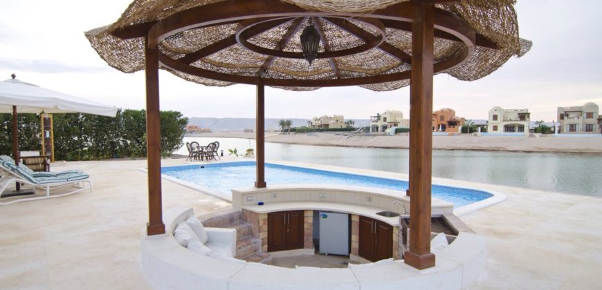 Villa with a panoramic view in a prestigious area of ​​El Gouna