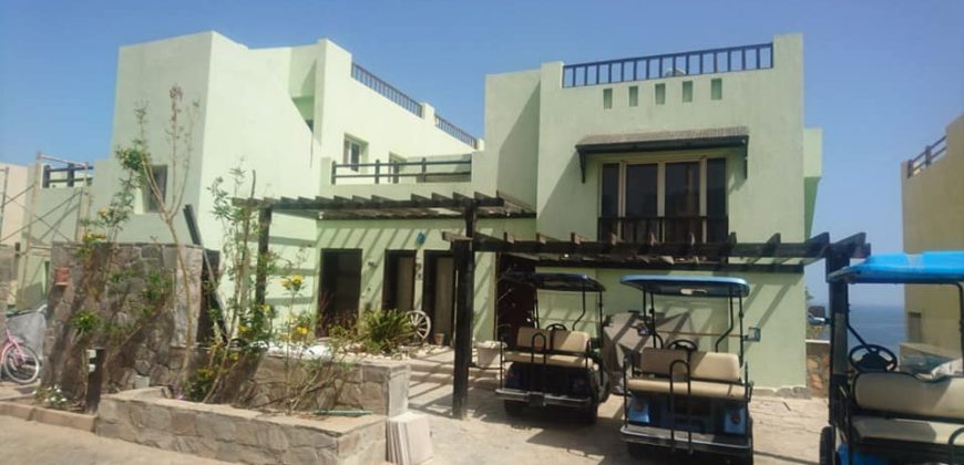 Villa with Garden and sea view in Sahl Hasheesh ” Azzurra residence “