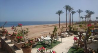 Villa with Garden and sea view in Sahl Hasheesh ” Azzurra residence “