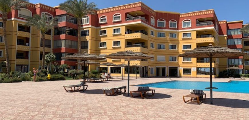 1 bedroom apartment and Studio in luxury residential compound Esplanada !