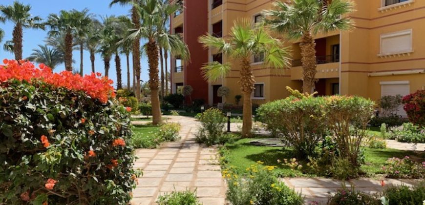 1 bedroom apartment and Studio in luxury residential compound Esplanada !