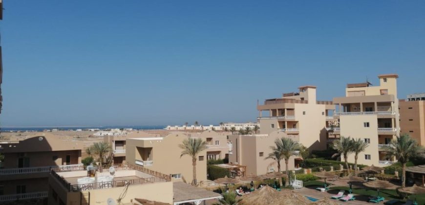 Amazing 2 bedrooms apartment with nice open view of Swimming pool and Sea