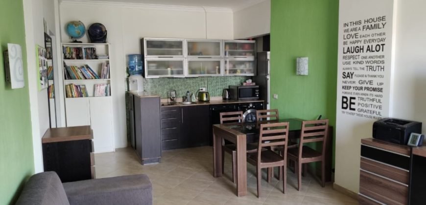 Furnished 3-bedroom apartment in British Resort