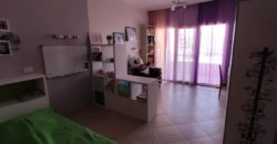 Furnished 3-bedroom apartment in British Resort