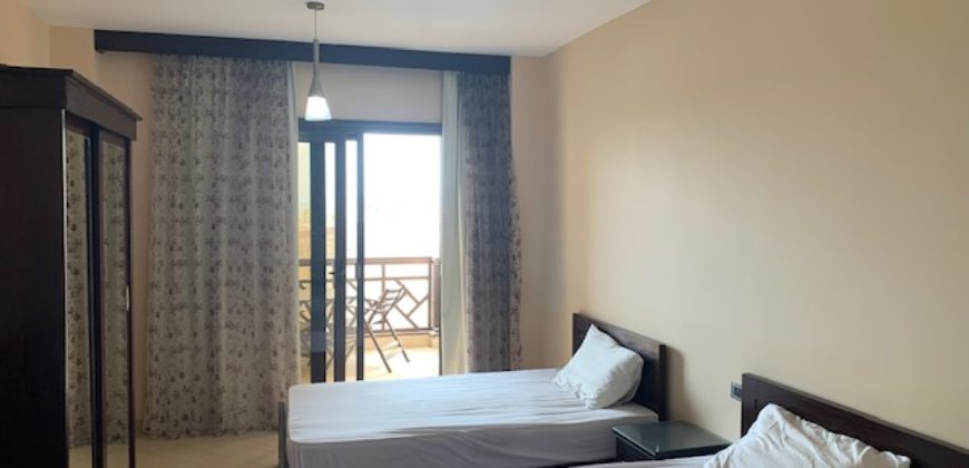 Large studio in 5* Hotel with private beach