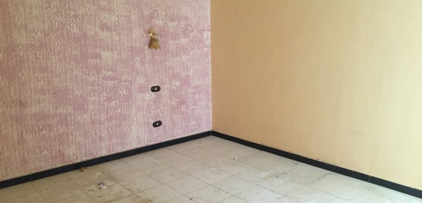 Sunny 2 bedroom apartment in popular Mubarok 2 area