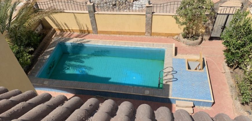 Furnished villa with private pool in Mubarak-7 area