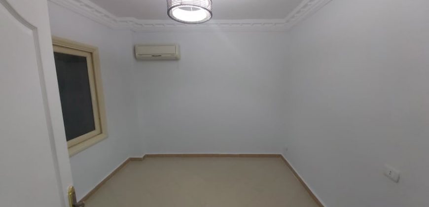 Sunny 3 bedroom apartment