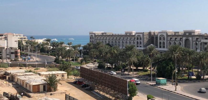 APARTMENT WITH SEA VIEW