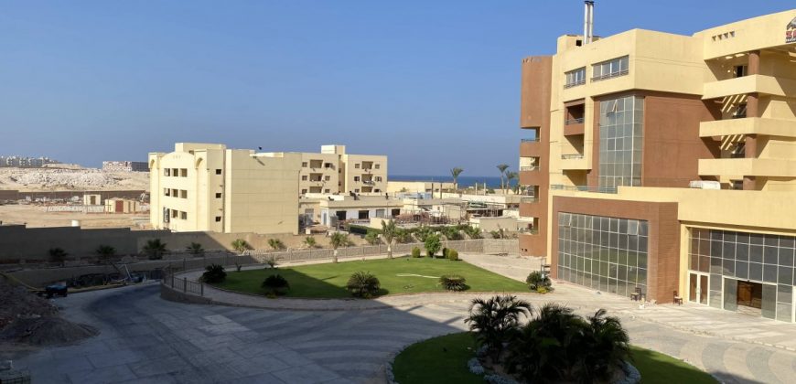 OWN apartment with Sandy Beach & Coral Reef in Hurghada!