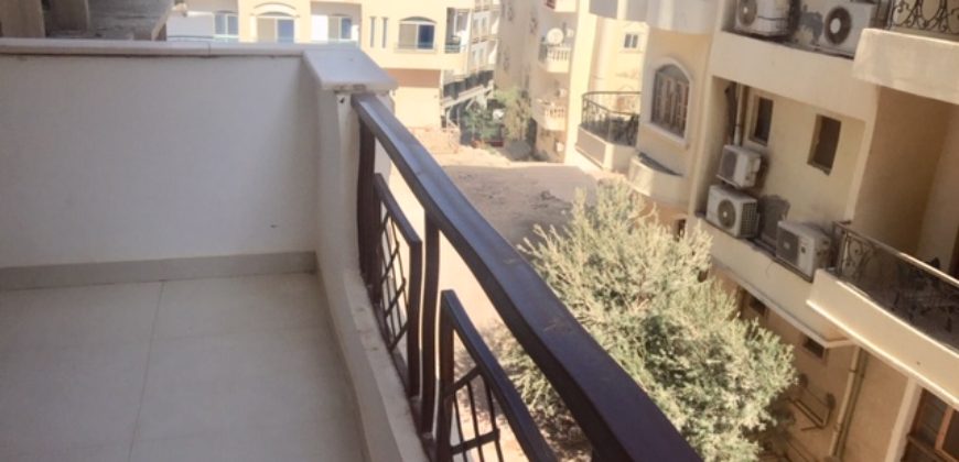 2 bedroom apartment in El Hadoba area !