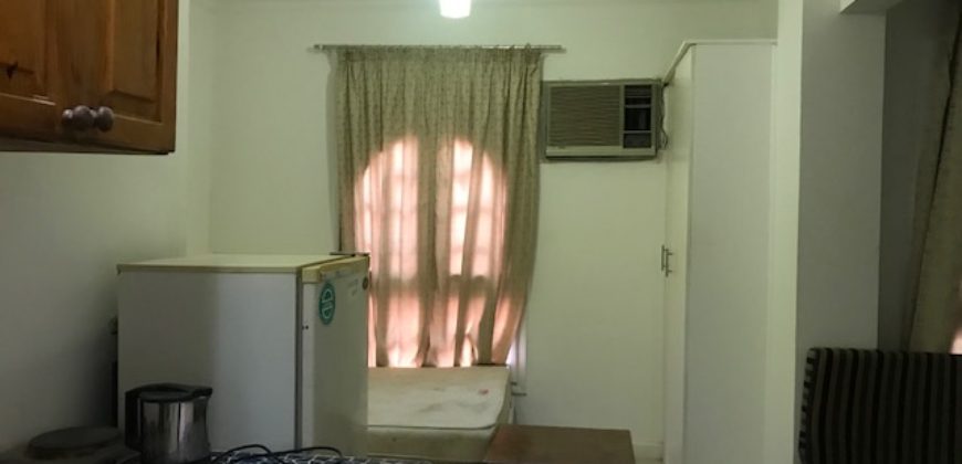 FURNISHED 2-BEDROOM/2-BATHROOM APARTMENT CLOSE TO BEACH!