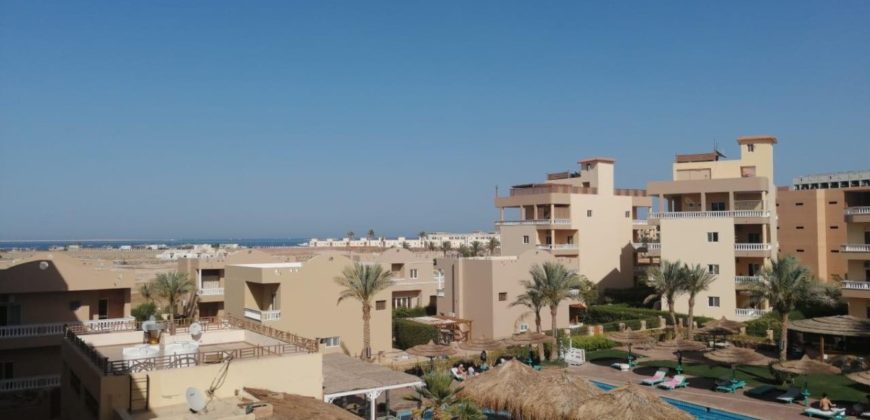 Amazing 2 bedrooms apartment with nice open view of Swimming pool and Sea