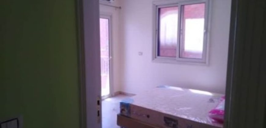 1-bedroom Apartment on El Madares street